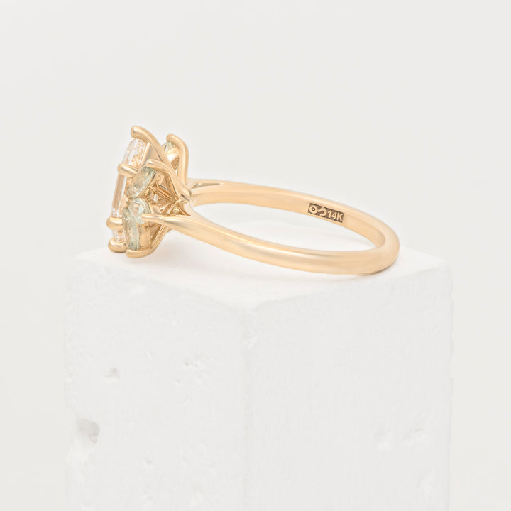 14k Yellow Gold 1.54ct Hexagon Lab-Grown Diamond Engagment Ring with Green Sapphire Accent