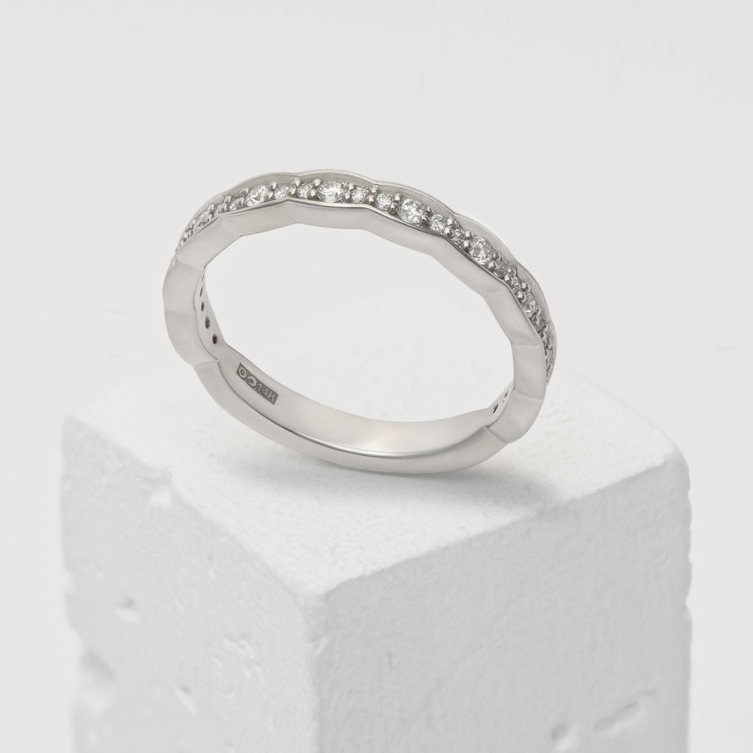 14k White Gold Lab-Grown Diamond Wedding Band