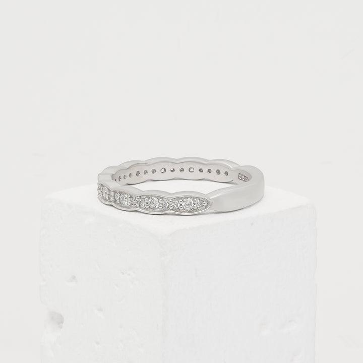 14k White Gold Lab-Grown Diamond Wedding Band