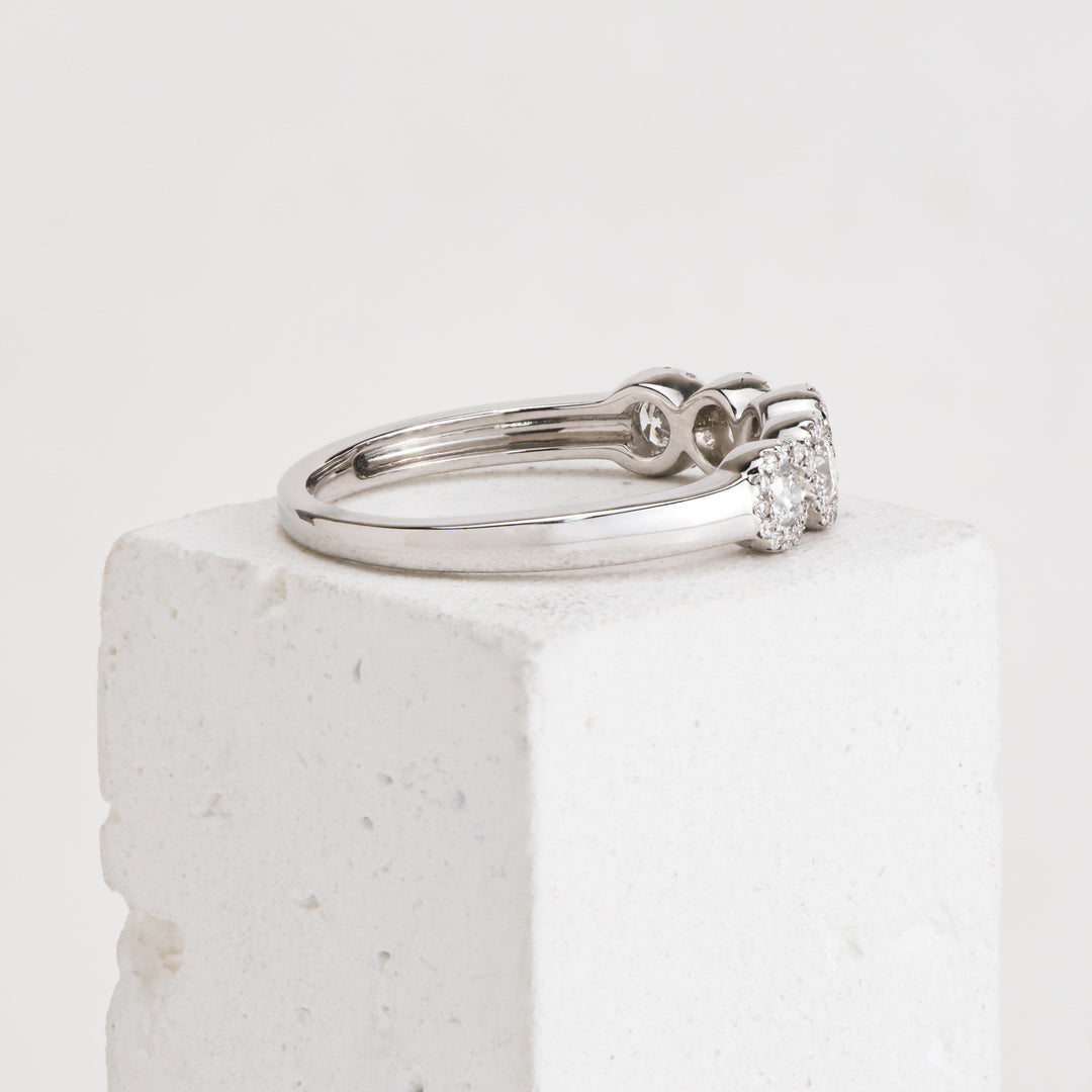 14KW .6ctw Diamond Halo Annive