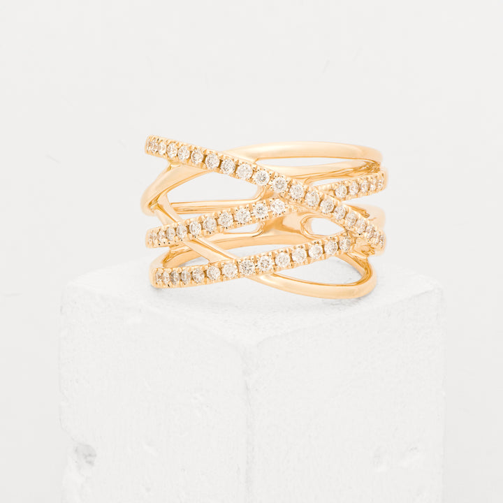 14KY .5ctw Dia. Criss Cross Ri