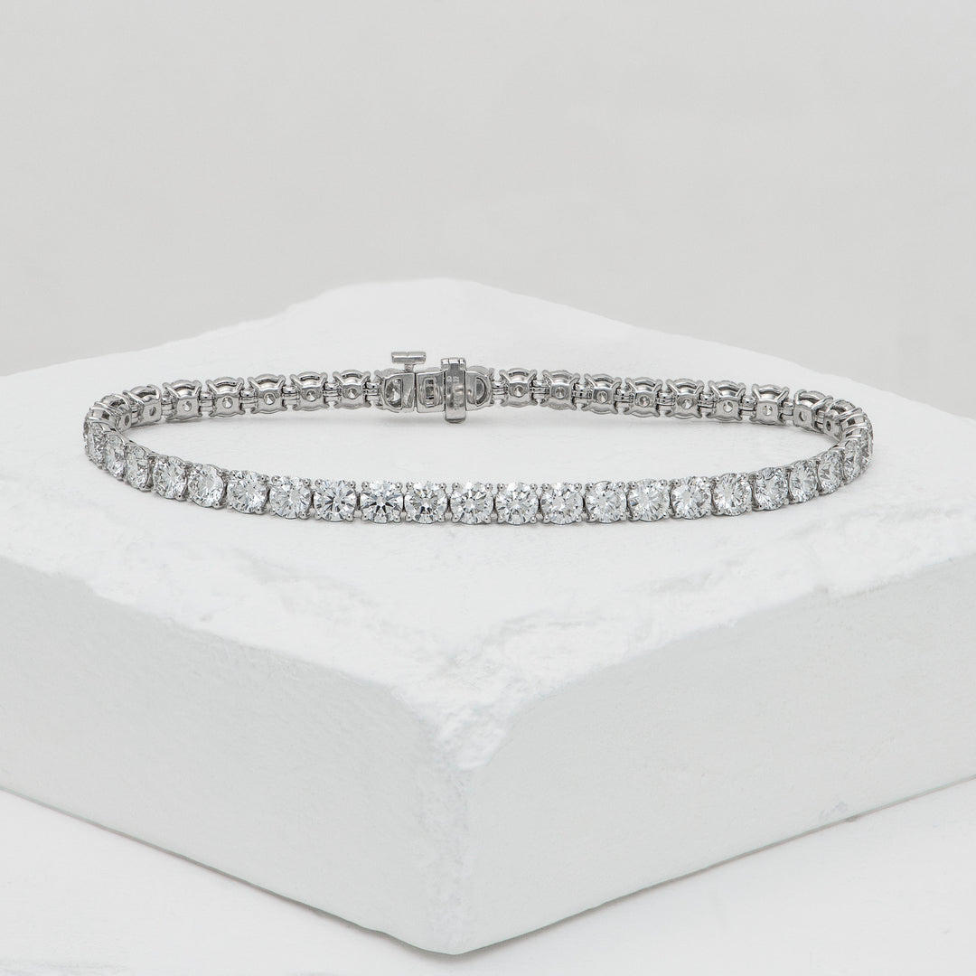 14KW 8.25ctw E VS1 Round LAB Diamond Tennis Bracelet