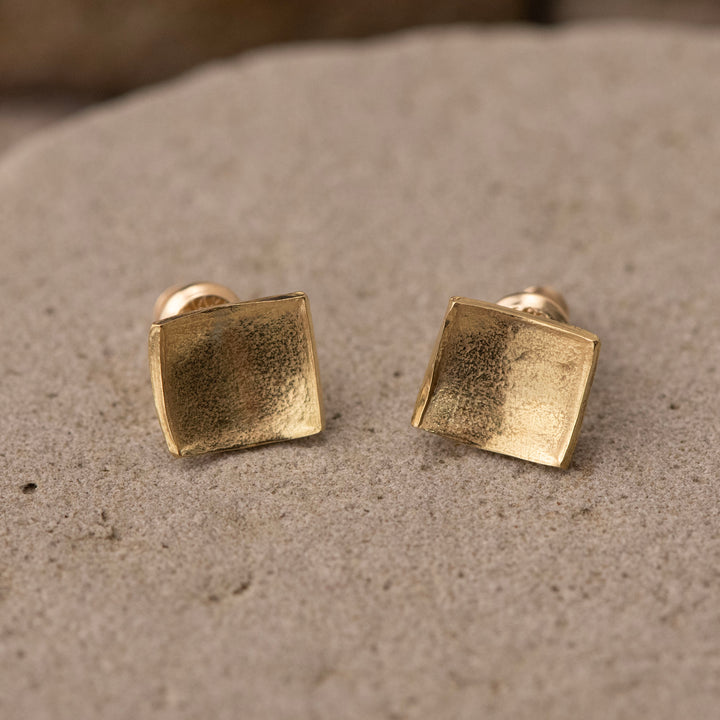 18K Yellow Gold Square Stud Earrings