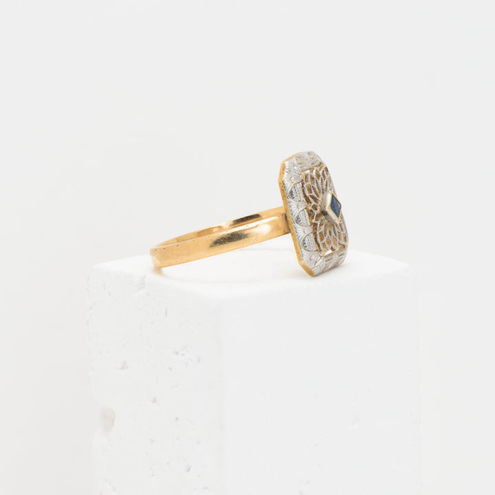 18KWY Edwardian Sapp. Ring