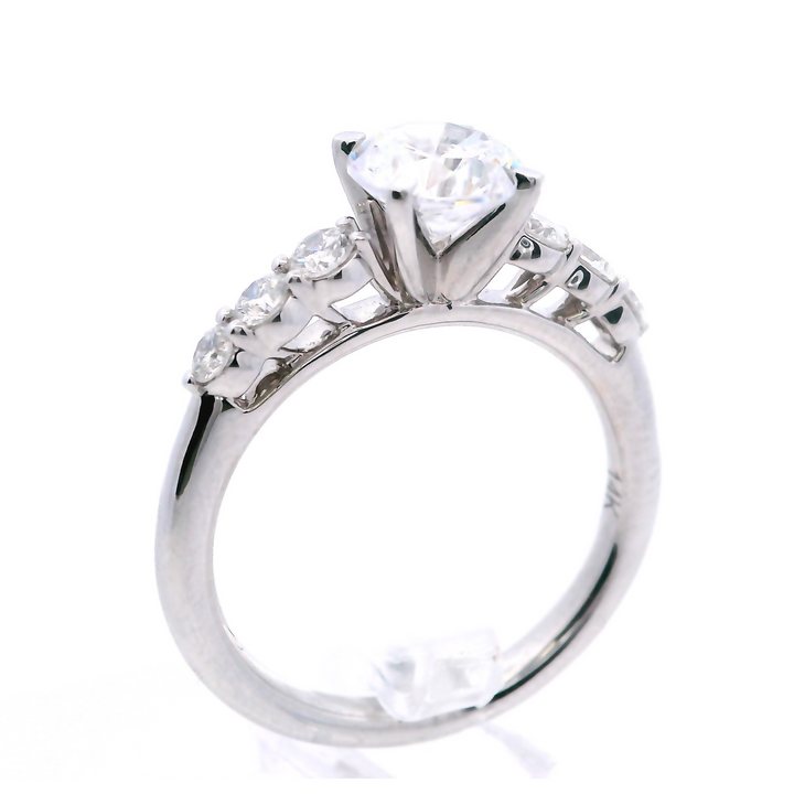 14KW  1ct CZ ctr 6 RBC= 0.37ct