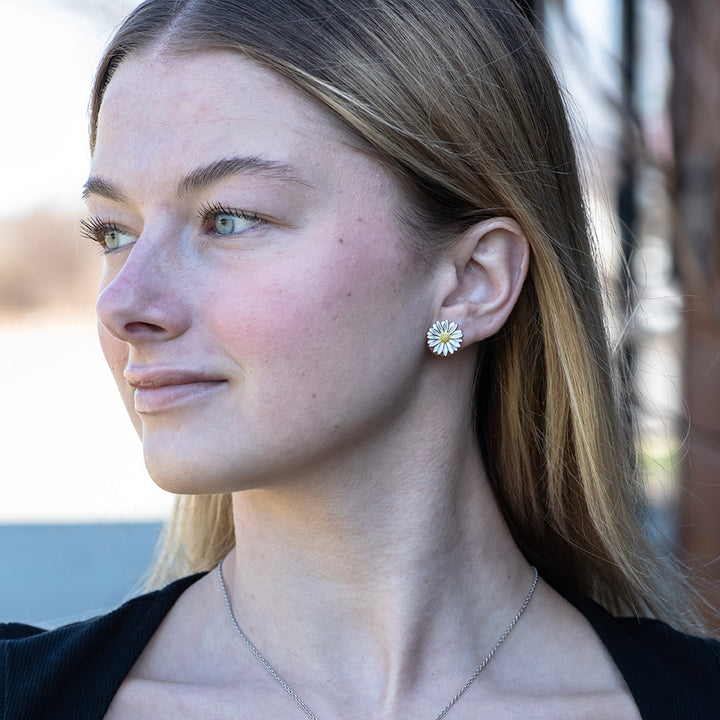 Sterling Silver White Daisy Po