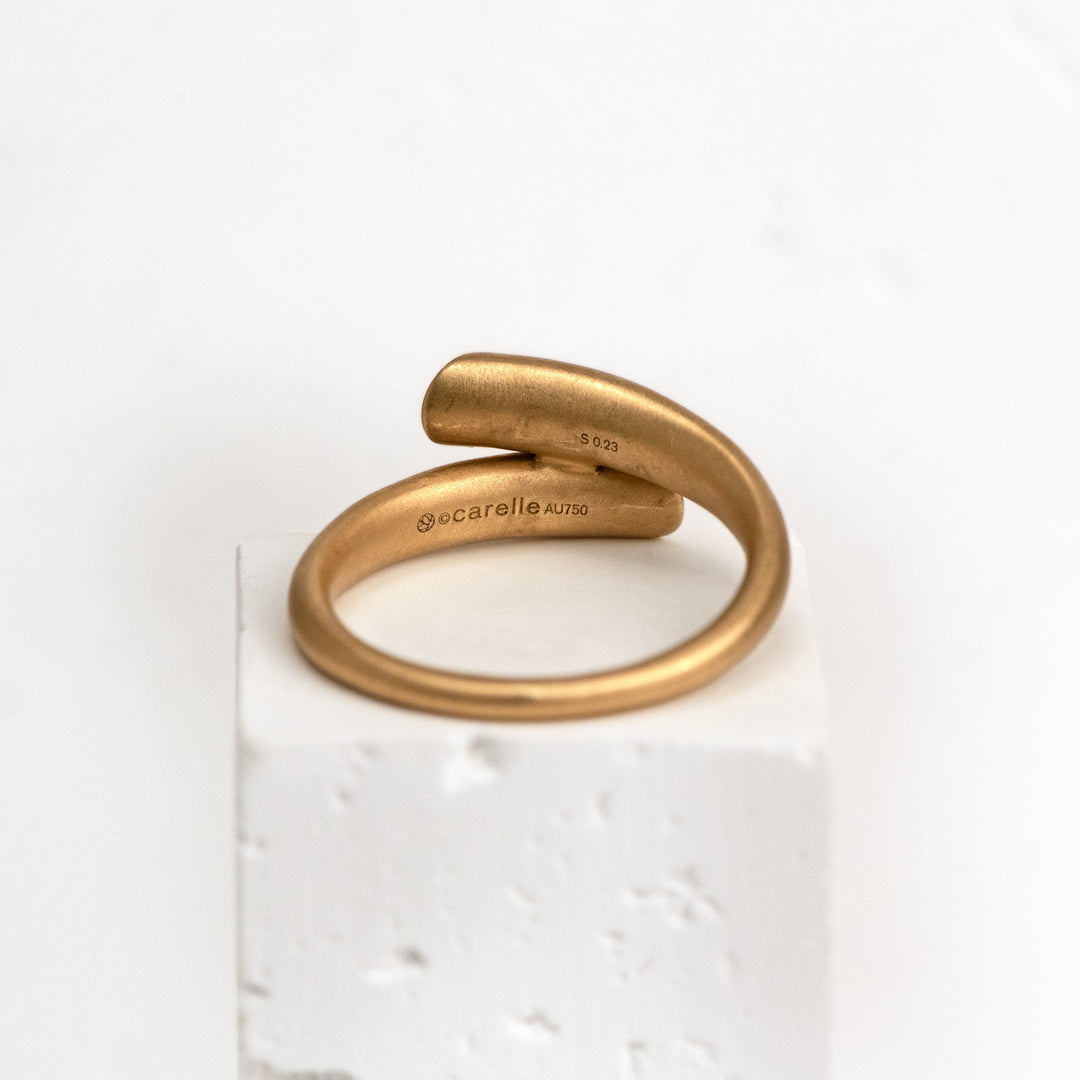 18KY .23ctw Pink Sapp Carelle