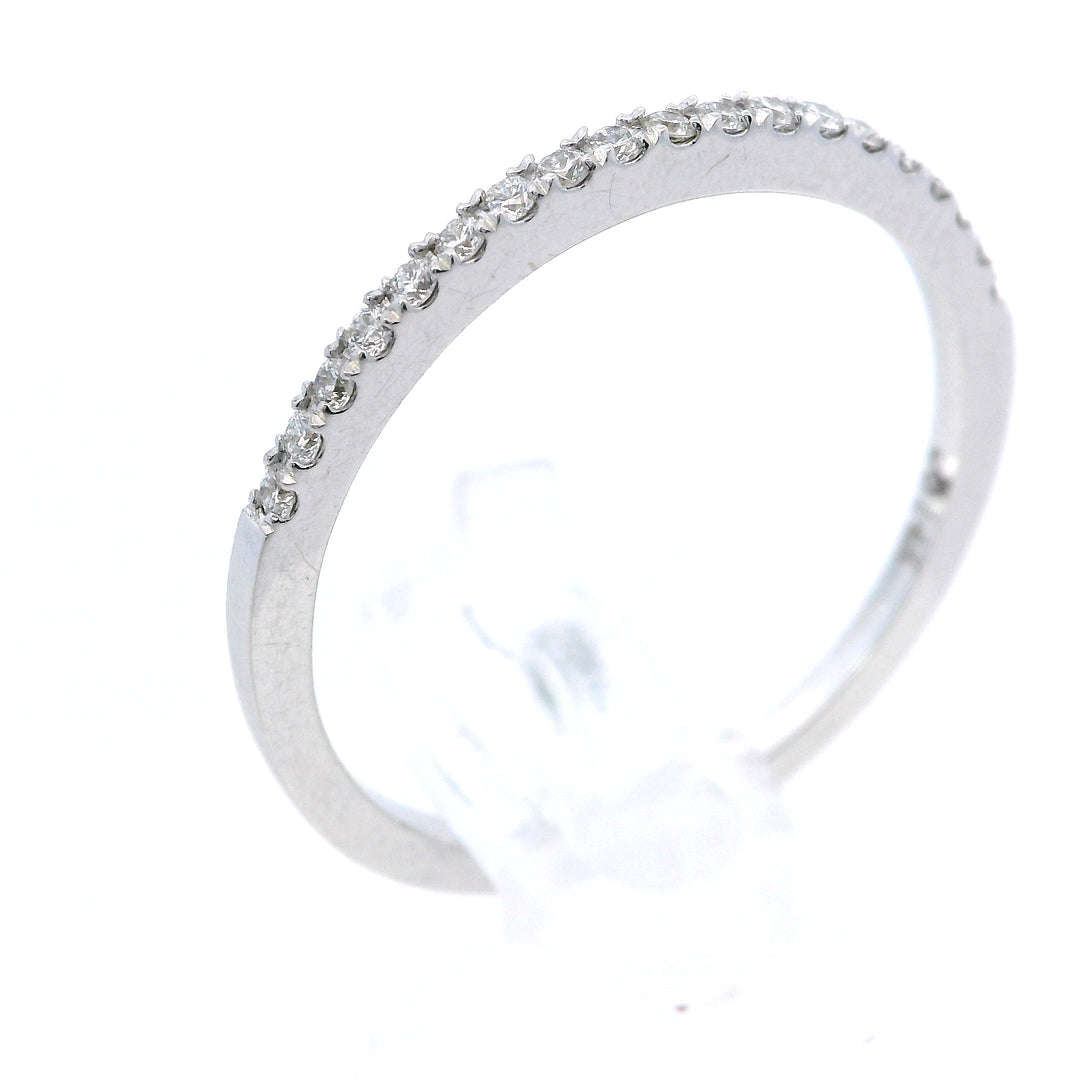 14K White Gold 19 Diamond Shared Prong Band