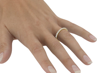 14K Yellow Gold Shared Prong Diamond Band