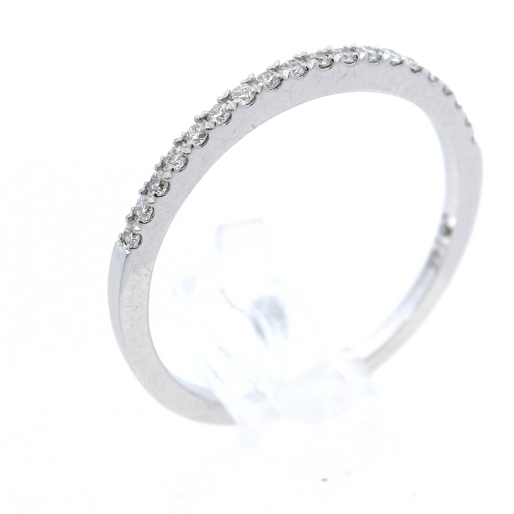 14K White Gold 19 Diamond Shared Prong Band
