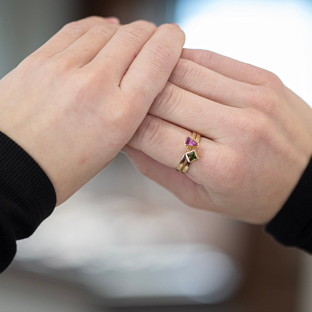 14KY .40cts Green Square Sapph