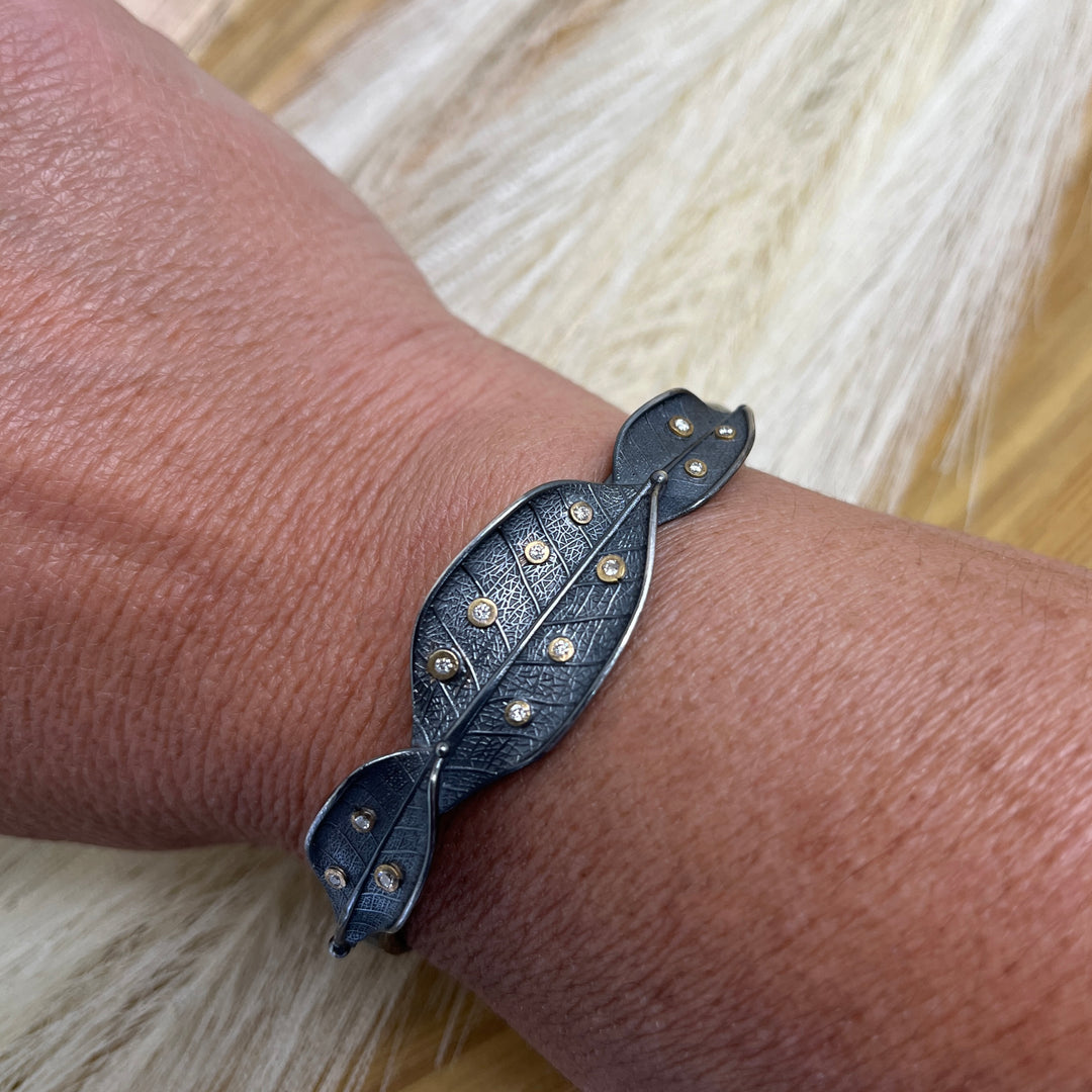 Oxidized Silver and 24K Yellow Gold Diamond "MACHKA PARK" Cuff