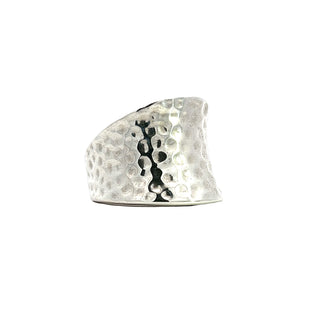 Ster Ripples Concave Band Ring