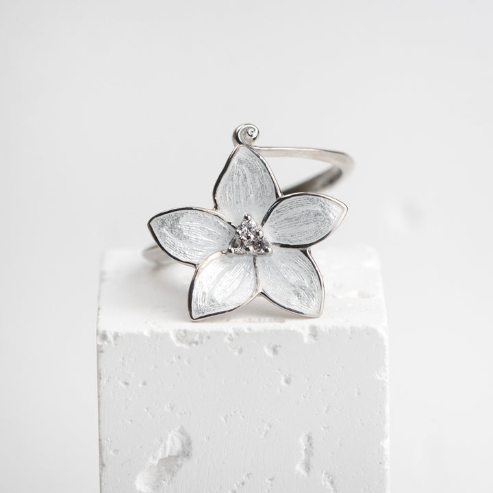 SS White Sapphire Stephanotis